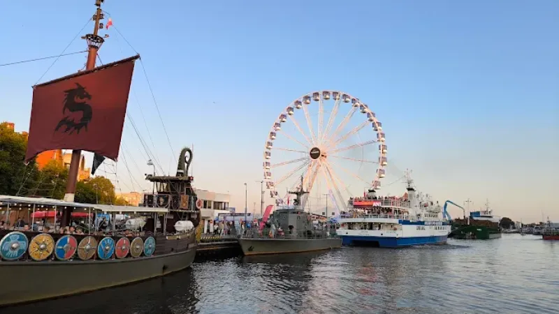 Port Kołobrzeg